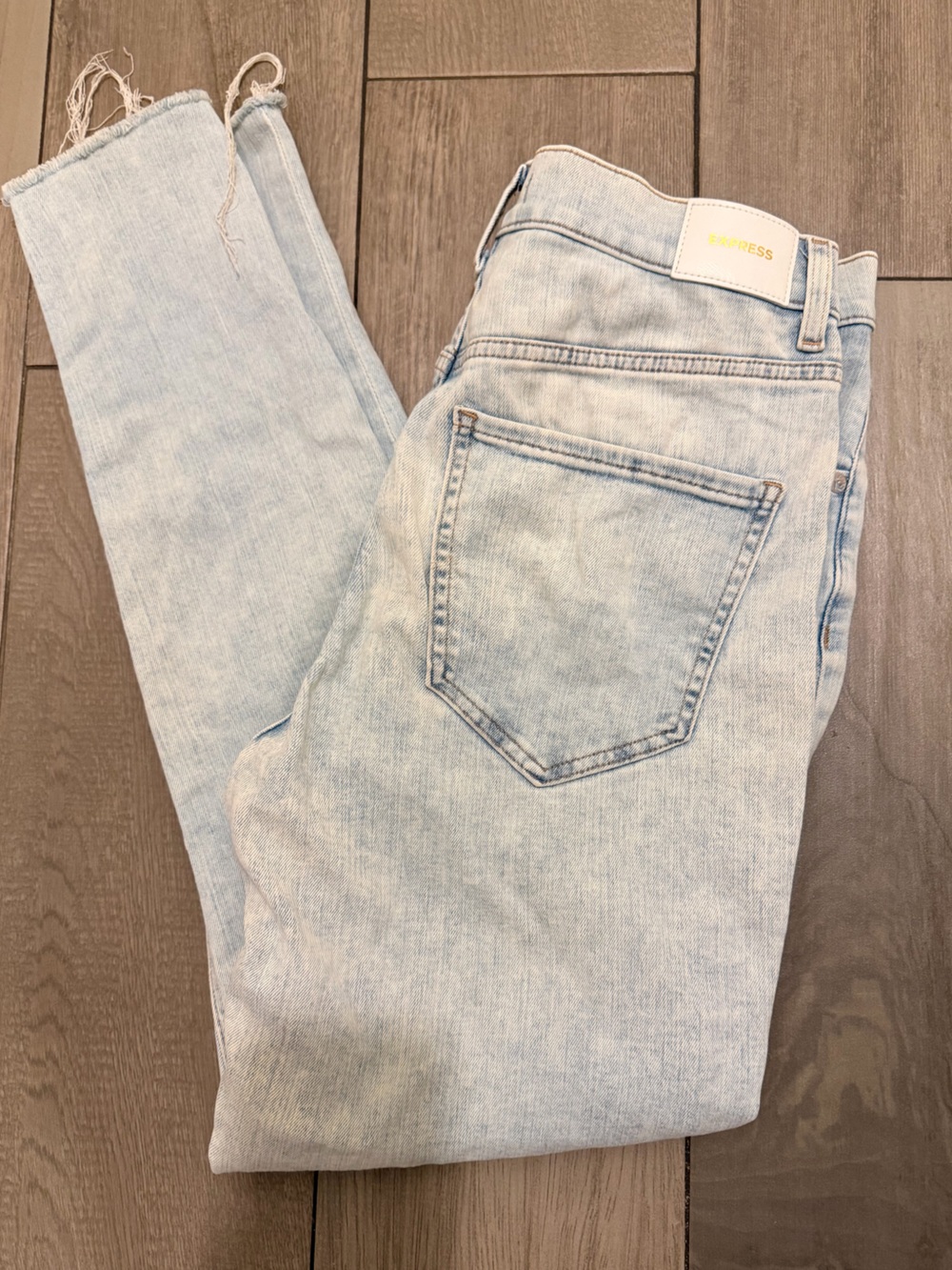 Express Women's Skinny Jeans - Light Blue Wash